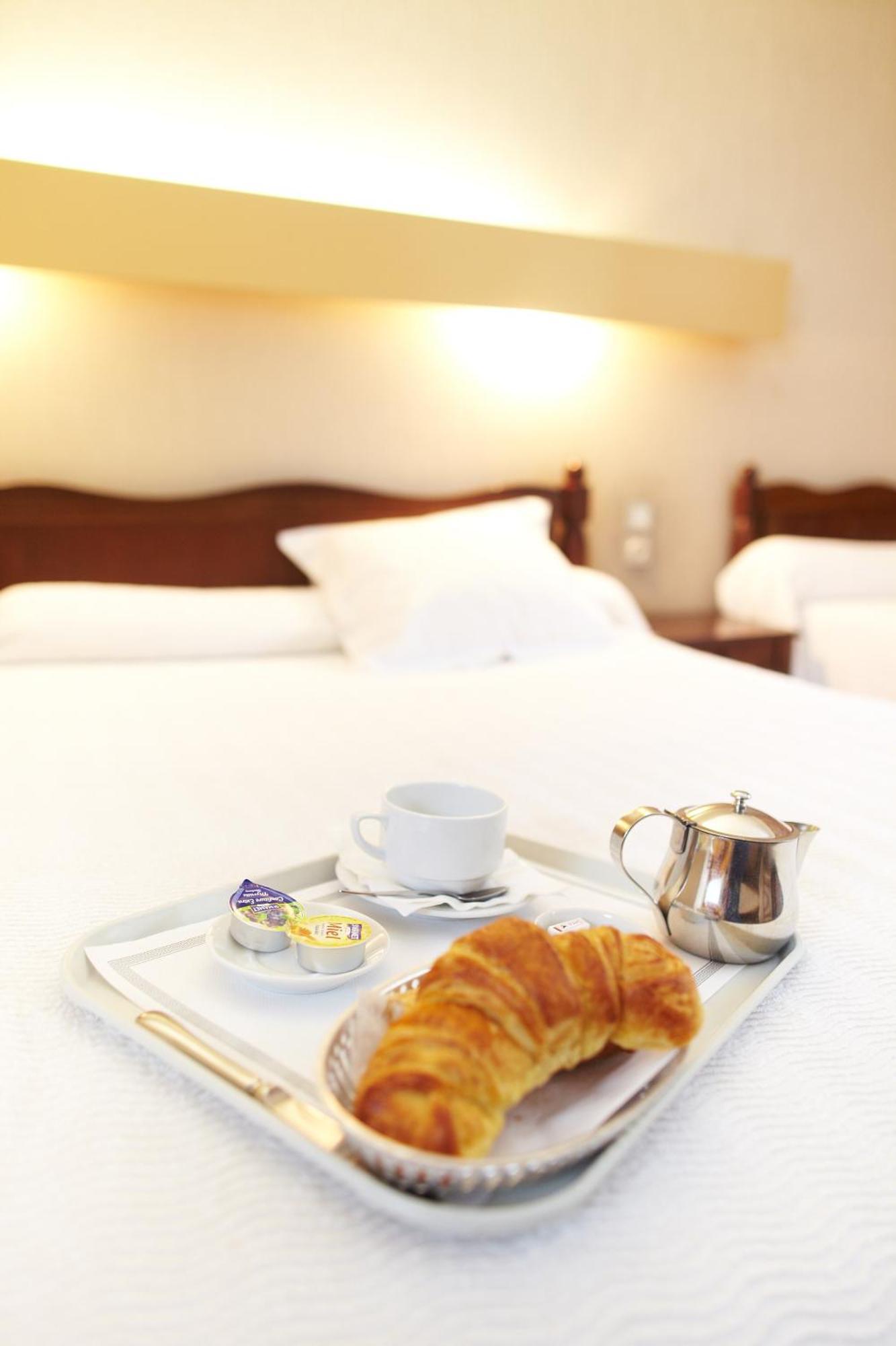 Bagnères-de-Luchon Hotel De Paris חדר תמונה