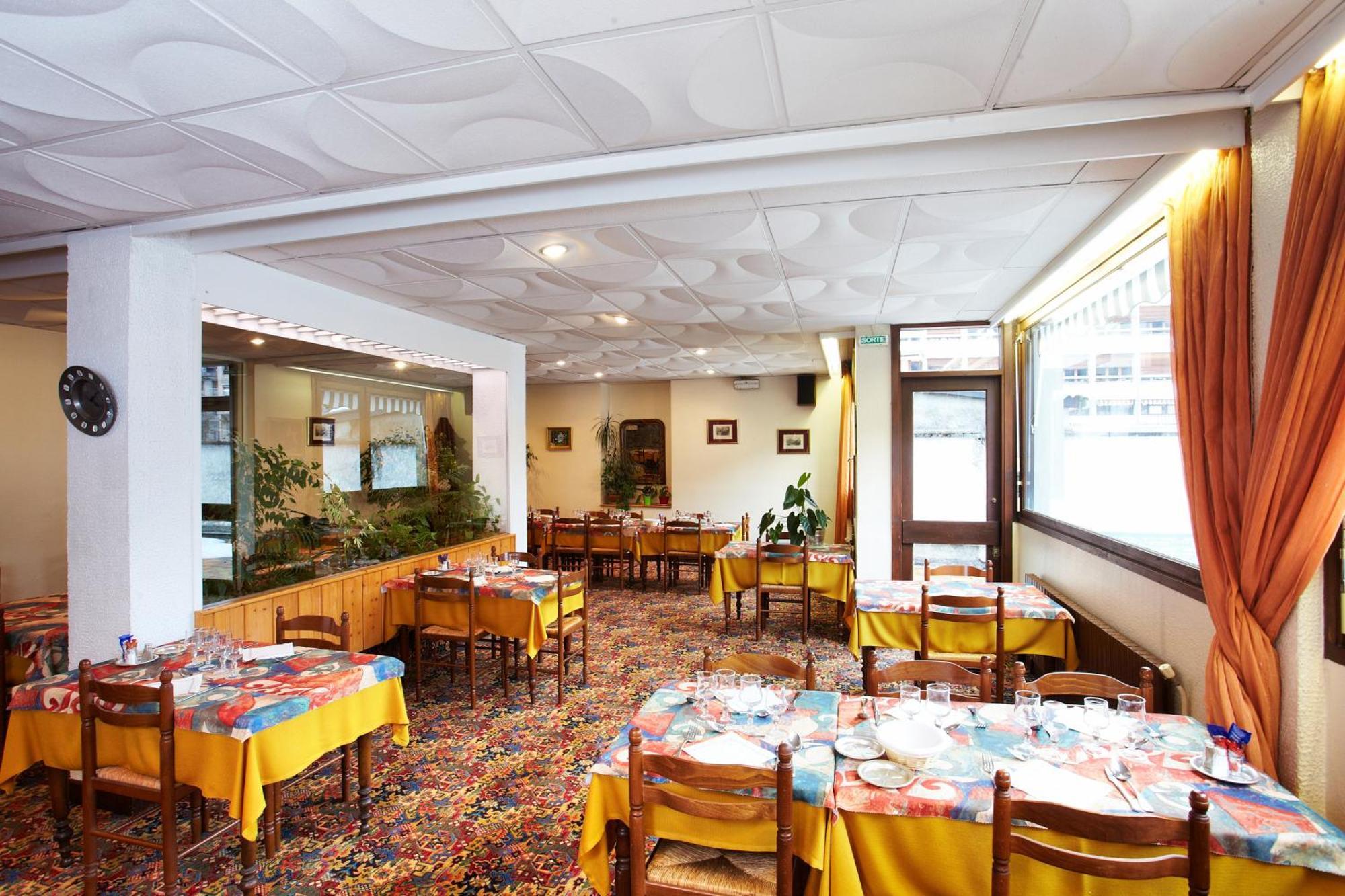 Bagnères-de-Luchon Hotel De Paris מראה חיצוני תמונה